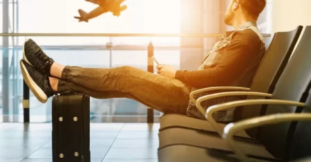 Voo Atrasado – Saiba o que a Companhia Aérea Deve Garantir aos Clientes